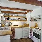 2 Bedroom Beautiful In