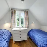 2 Bedroom Beautiful In