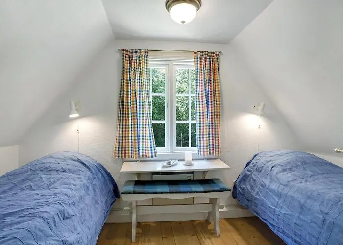 2 Bedroom Beautiful In *